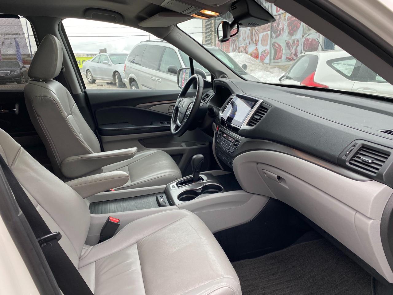 2016 Honda Pilot EX-L RES. No Accidents! Photo