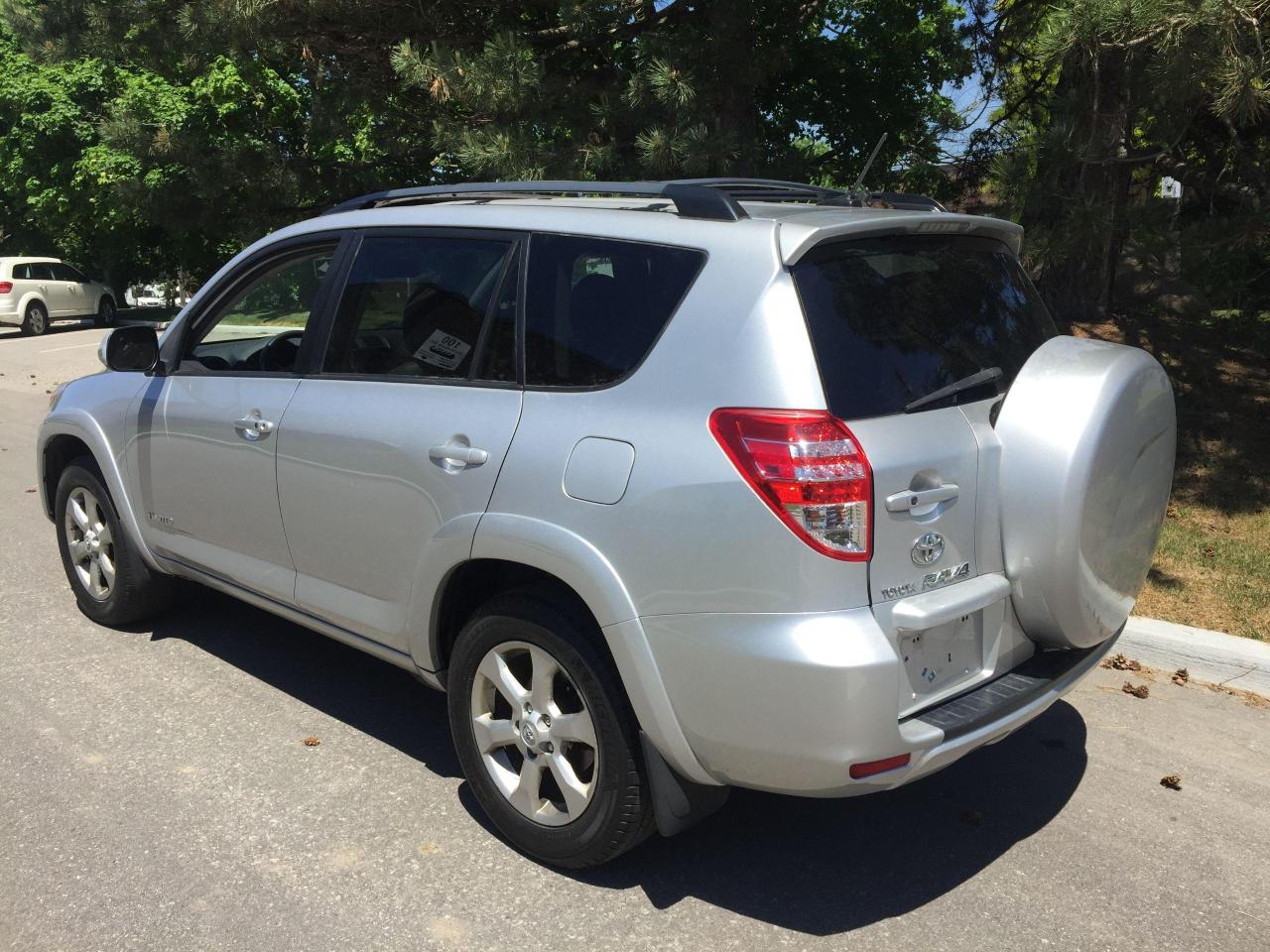 2009 Toyota RAV4 LIMITED - 1 LOCAL OWNER! NO CLAIMS! - Photo #6