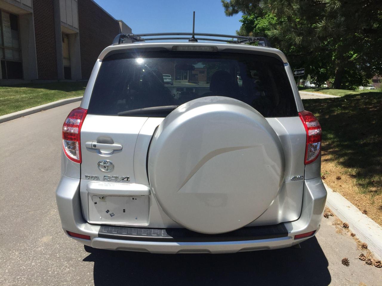 2009 Toyota RAV4 LIMITED - 1 LOCAL OWNER! NO CLAIMS! - Photo #21