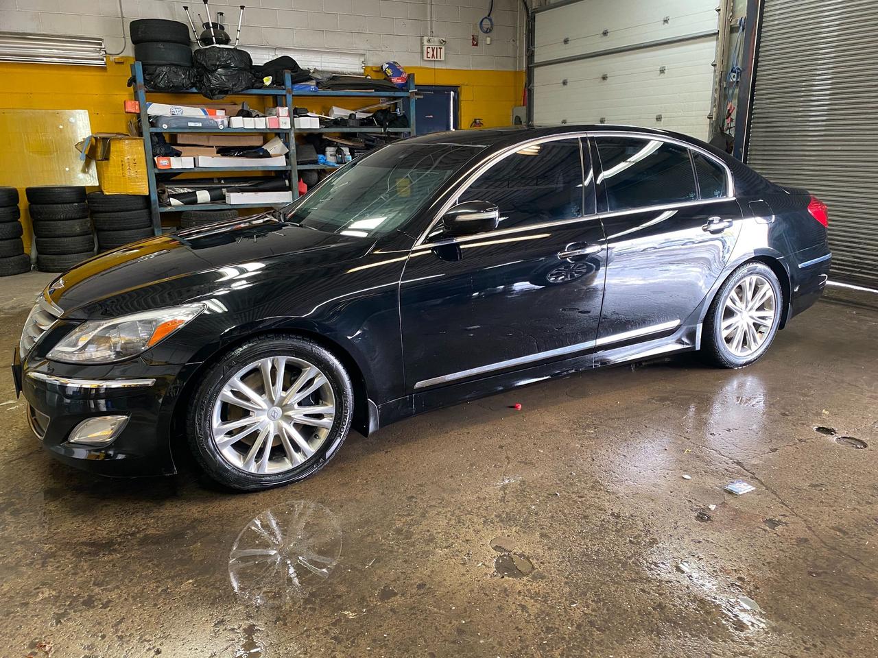 2013 Hyundai Genesis R-Spec • No Accidents! Photo