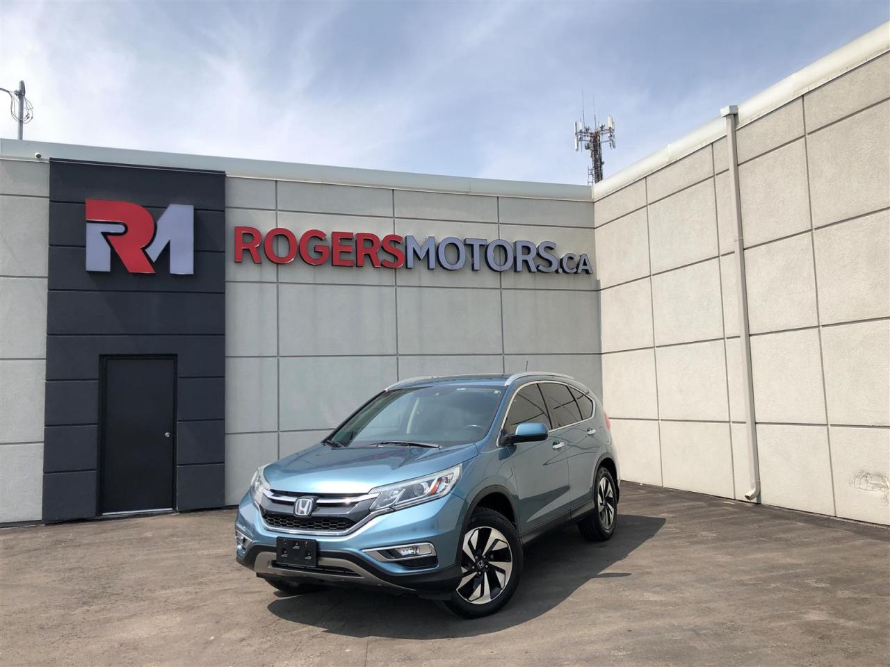 Used 2016 Honda CR-V TOURING AWD - NAVI - SUNROOF - LEATHER - TECH FEATURES for sale in Oakville, ON