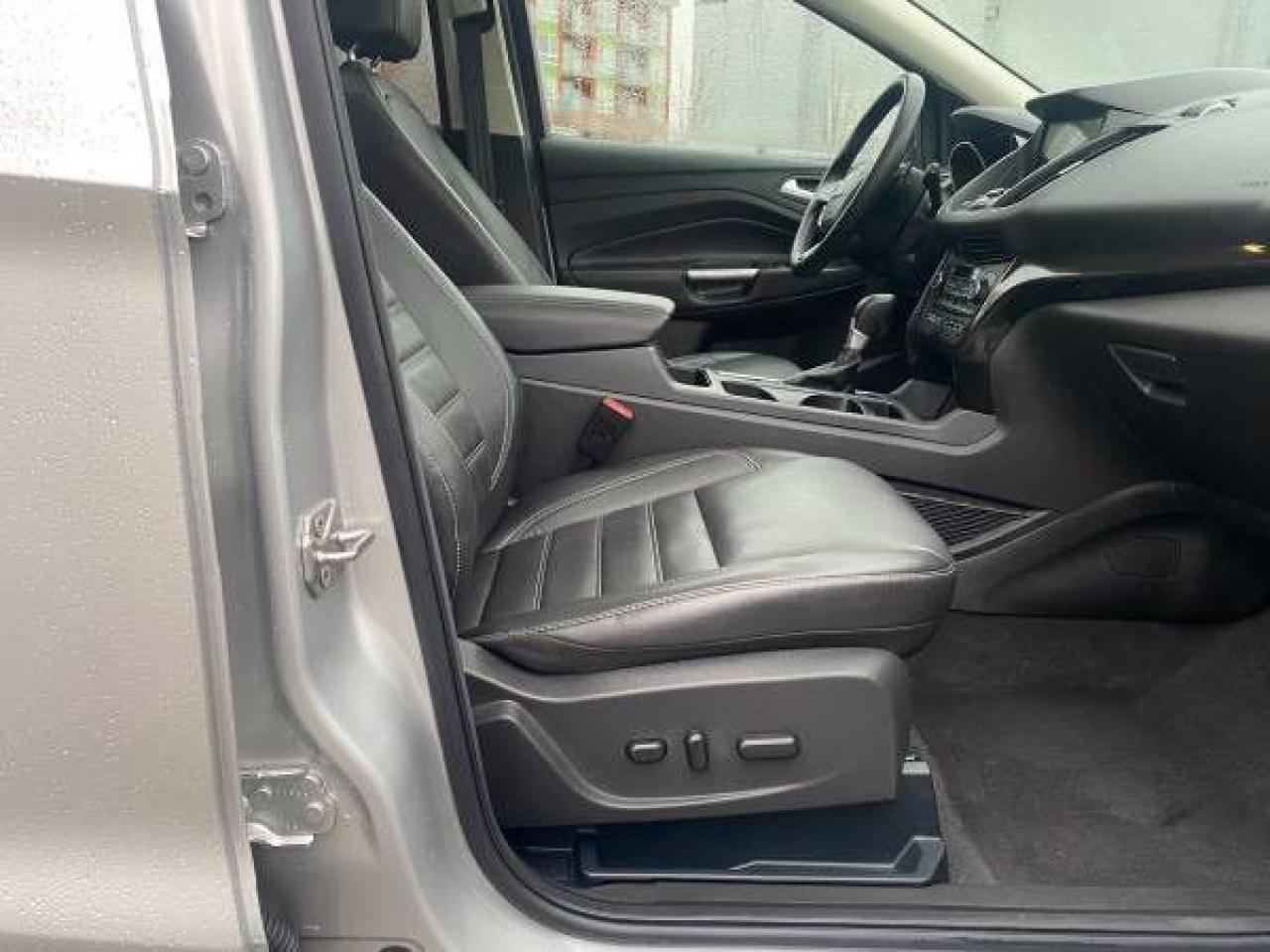 2017 Ford Escape Titanium - Photo #11