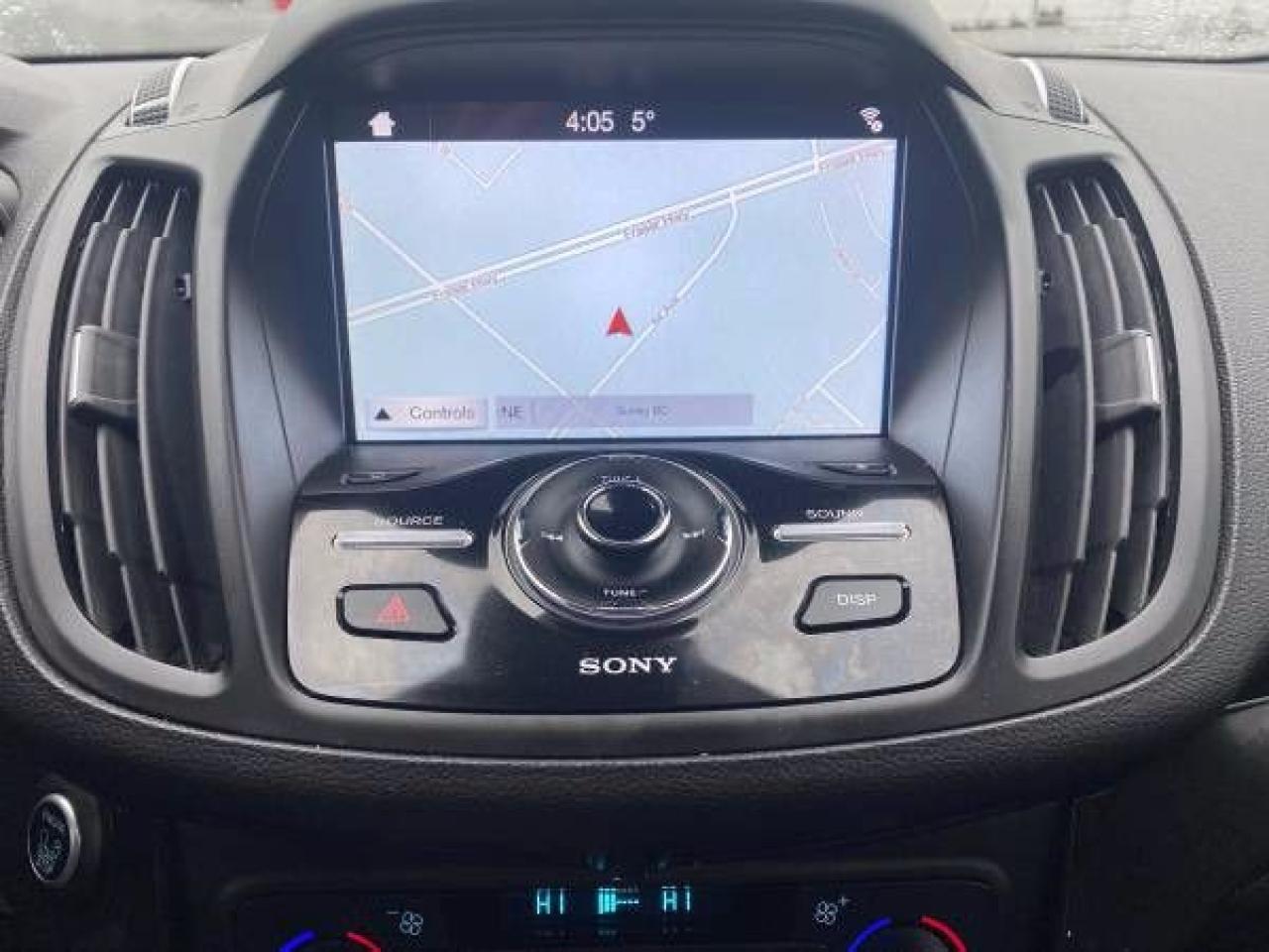 2017 Ford Escape Titanium - Photo #17