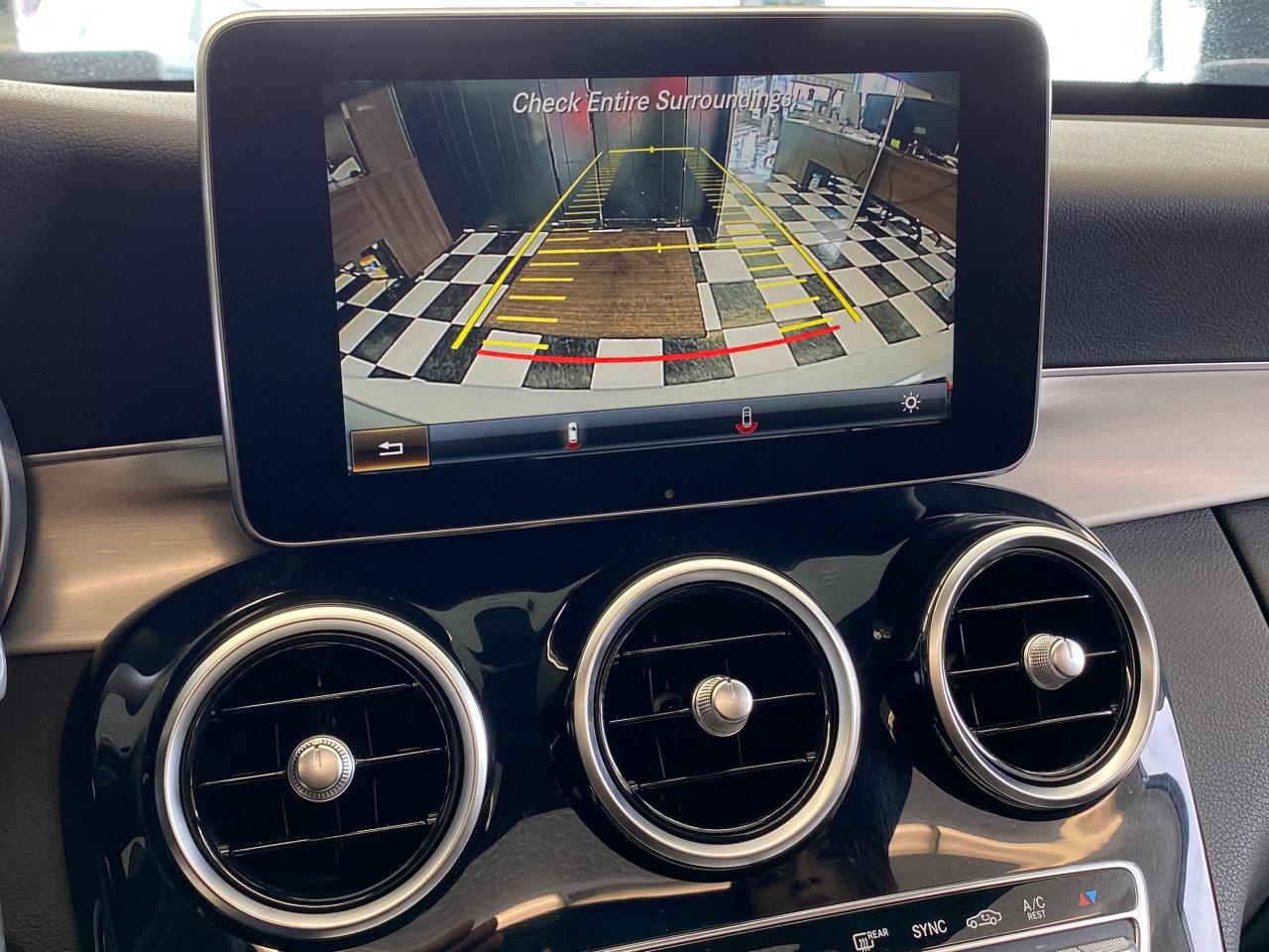 2016 Mercedes-Benz C-Class C300 4Matic+Pano Roof+Sensors+Camera+Accident Free - Photo #28