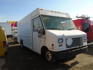 2007 Ford Econoline 16 FOOT, 176  DRW - Photo #2