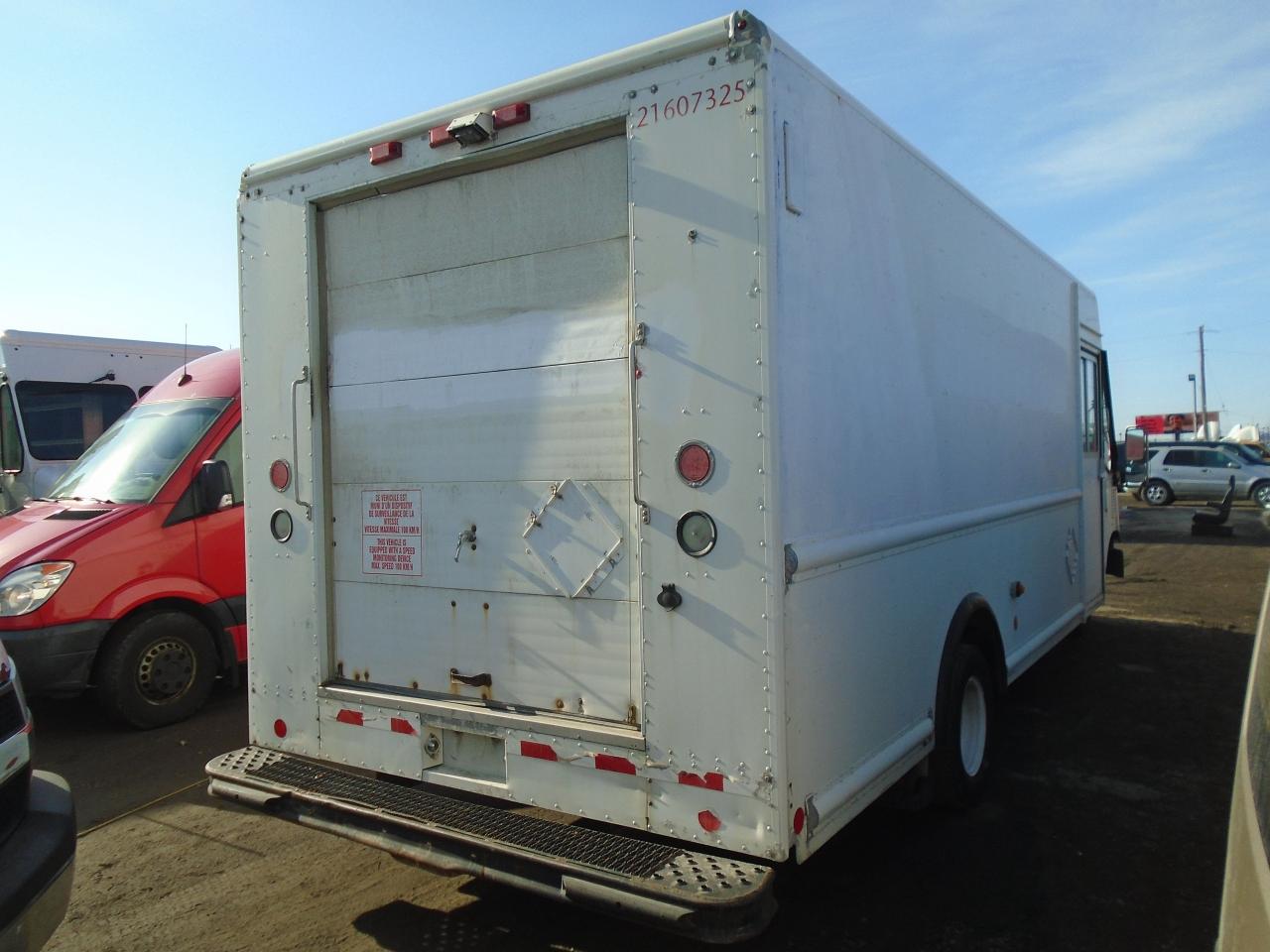 2007 Ford Econoline 16 FOOT, 176  DRW - Photo #7
