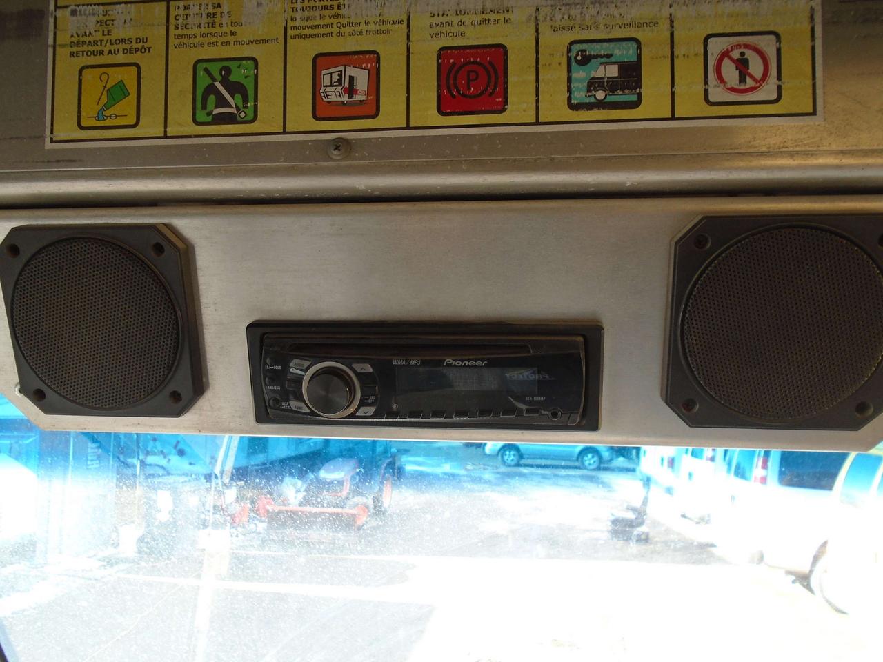 2007 Ford Econoline 16 FOOT, 176  DRW Photo