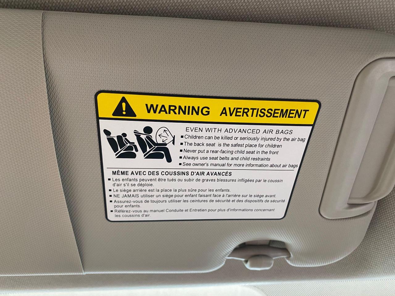 2017 Mazda MAZDA3 GX+Camera+Bluetooth+Accident Free - Photo #46