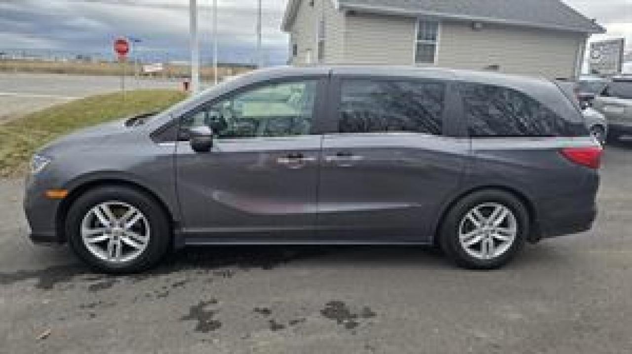 2018 Honda Odyssey EX/EX w/ RES Photo2