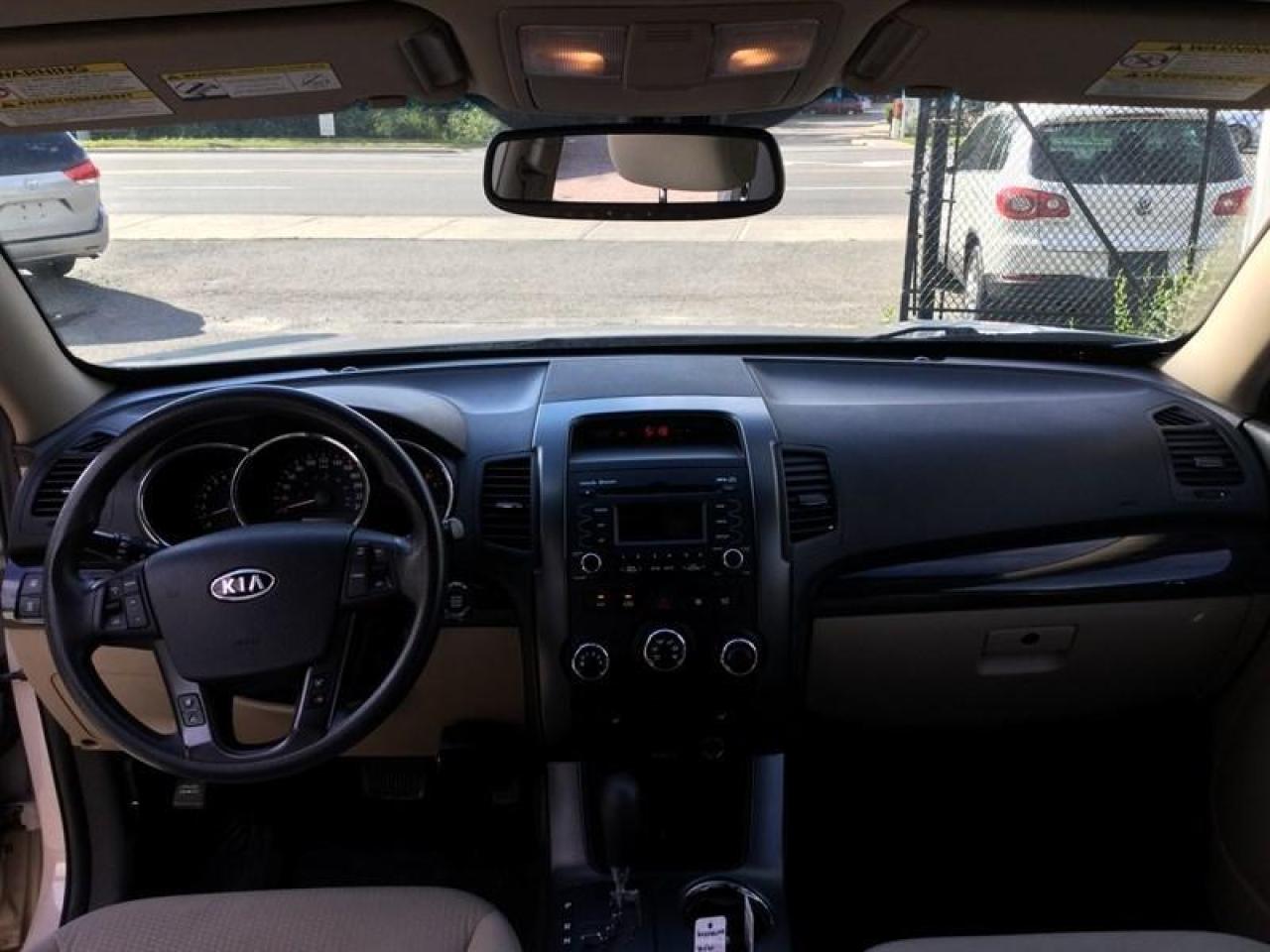 2011 Kia Sorento LX Photo