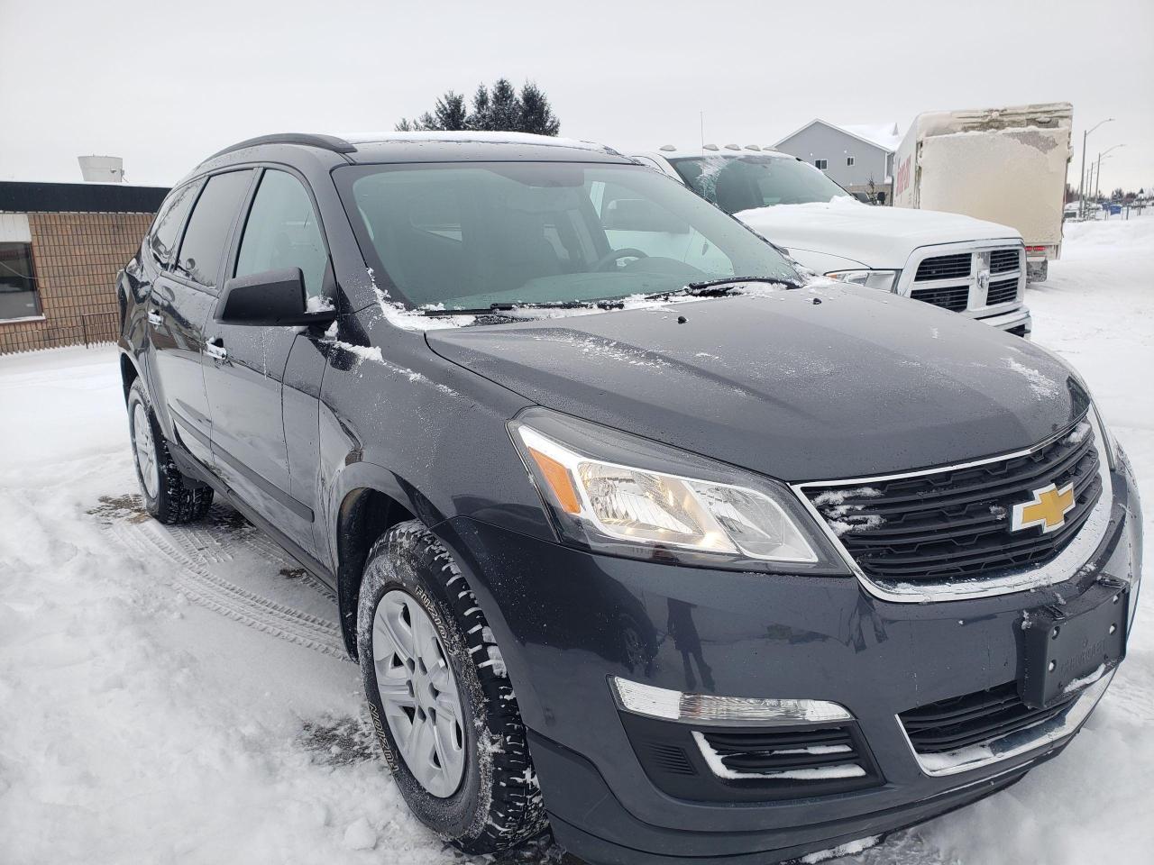 Used 2014 Chevrolet Traverse LS for Sale in Dundalk, Ontario Carpages.ca