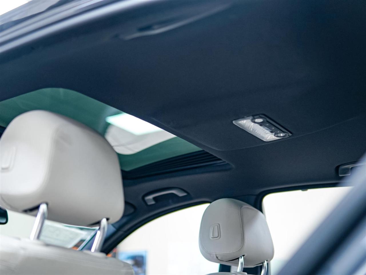 2016 BMW 528 xi X DRIVE | M-SPORT | NAV | HK SOUND | SUNROOF Photo