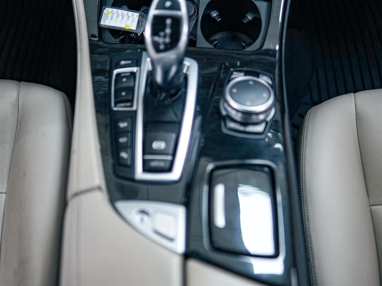 2016 BMW 528 xi X DRIVE | M-SPORT | NAV | HK SOUND | SUNROOF Photo