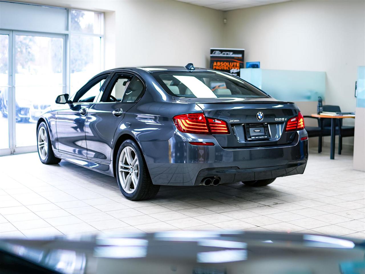 2016 BMW 528 xi X DRIVE | M-SPORT | NAV | HK SOUND | SUNROOF Photo