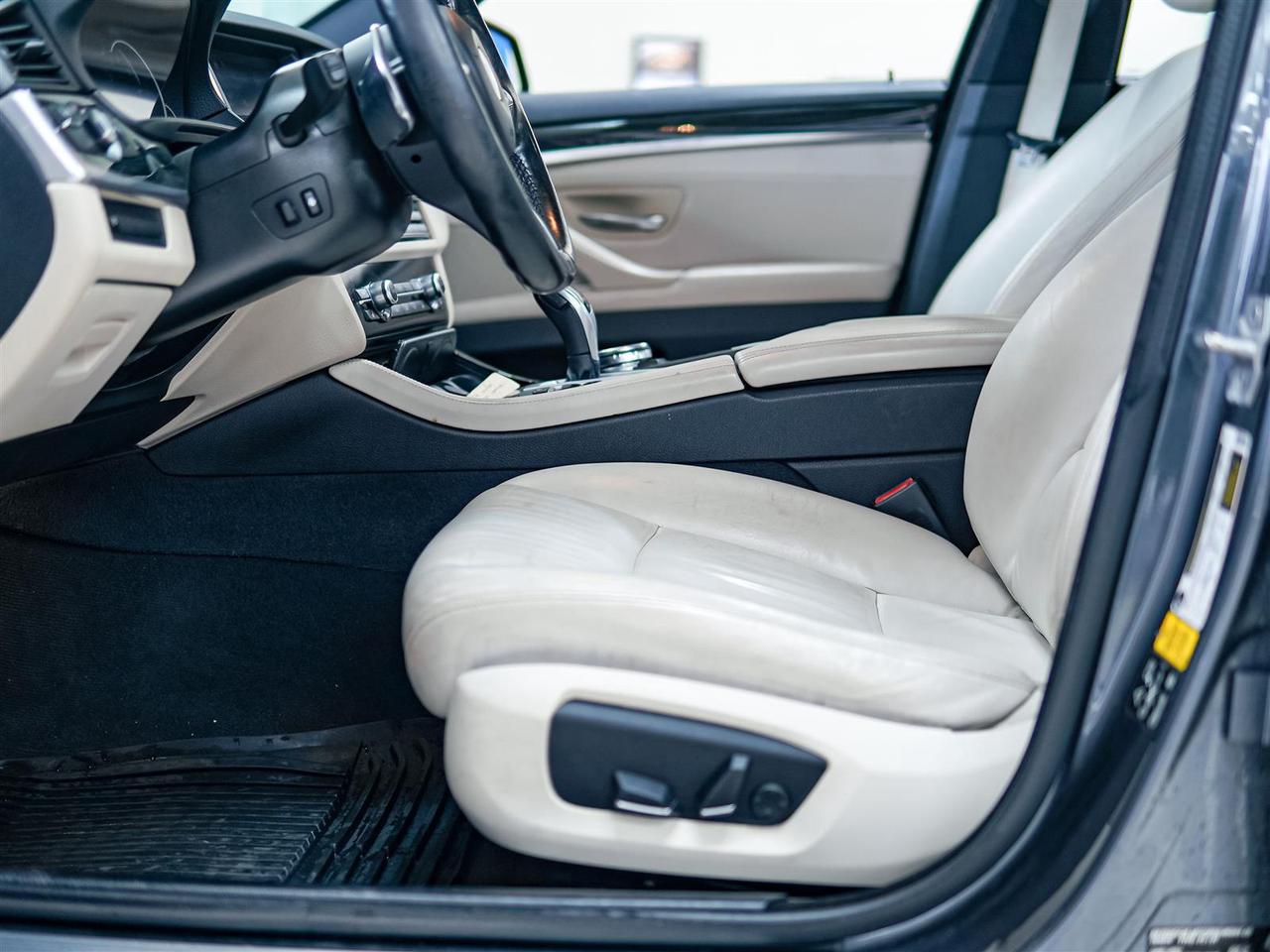 2016 BMW 528 xi X DRIVE | M-SPORT | NAV | HK SOUND | SUNROOF Photo