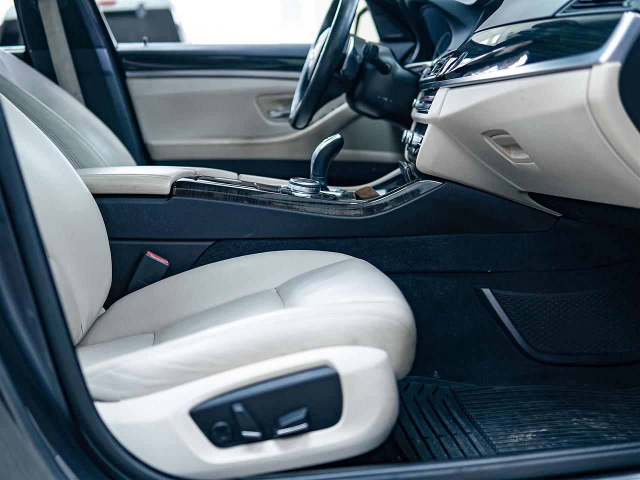 2016 BMW 528 xi X DRIVE | M-SPORT | NAV | HK SOUND | SUNROOF Photo