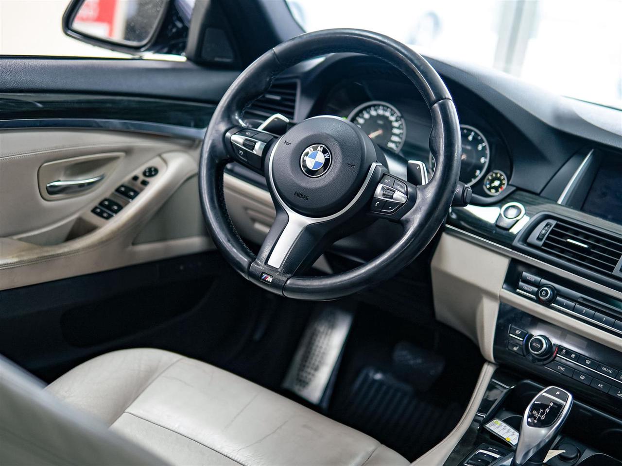 2016 BMW 528 xi X DRIVE | M-SPORT | NAV | HK SOUND | SUNROOF Photo