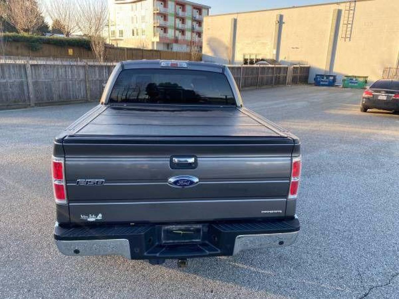 2014 Ford F-150 XLT - Photo #6