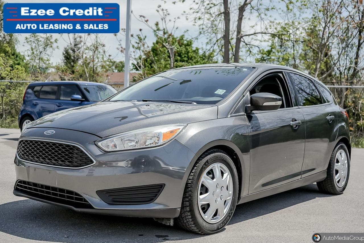 2016 Ford Focus SE Photo3