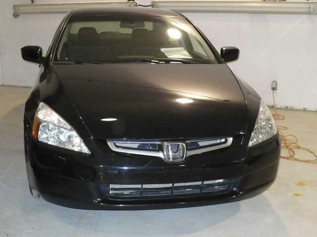 Used 2004 Honda Accord SEDAN 4 DR for sale in Montreal, QC