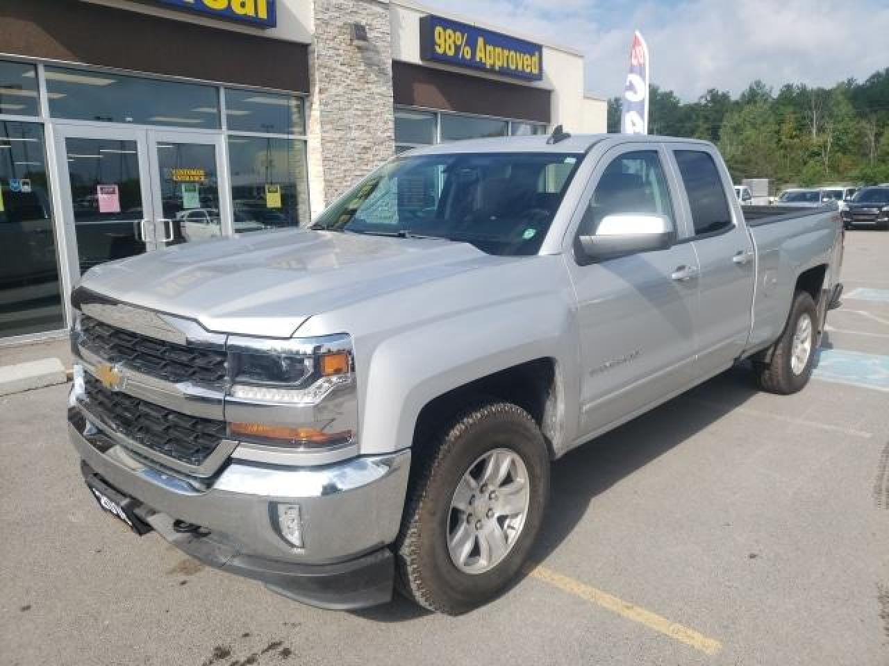 Used 2016 Chevrolet Silverado 1500 LT w/1LT for sale in Trenton, ON