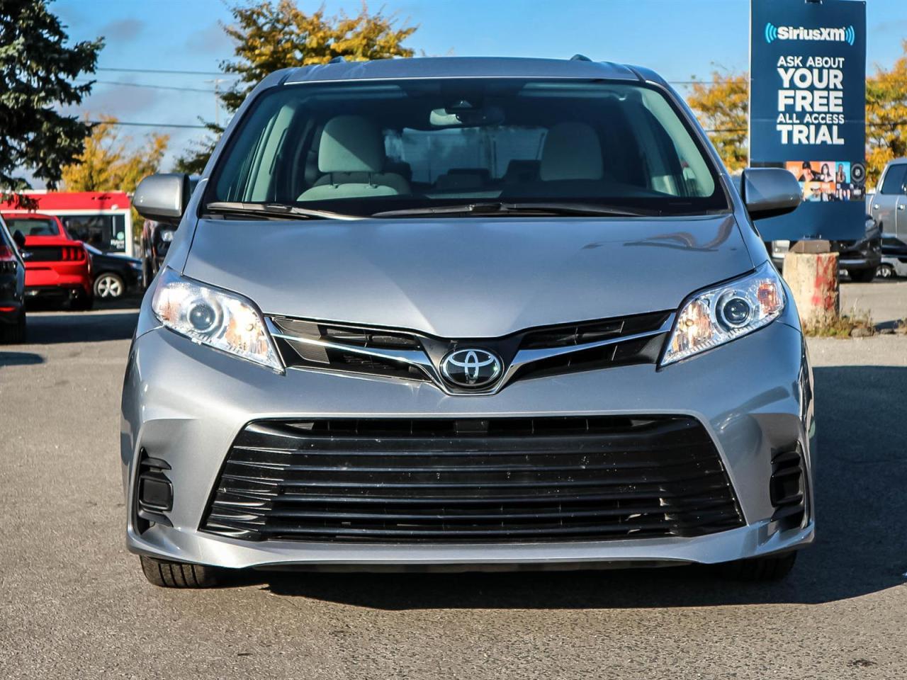 2018 Toyota Sienna LE| LOW KM| SCREEN| REMOTE CTRL REAR DOORS|AUTO TEMP Photo