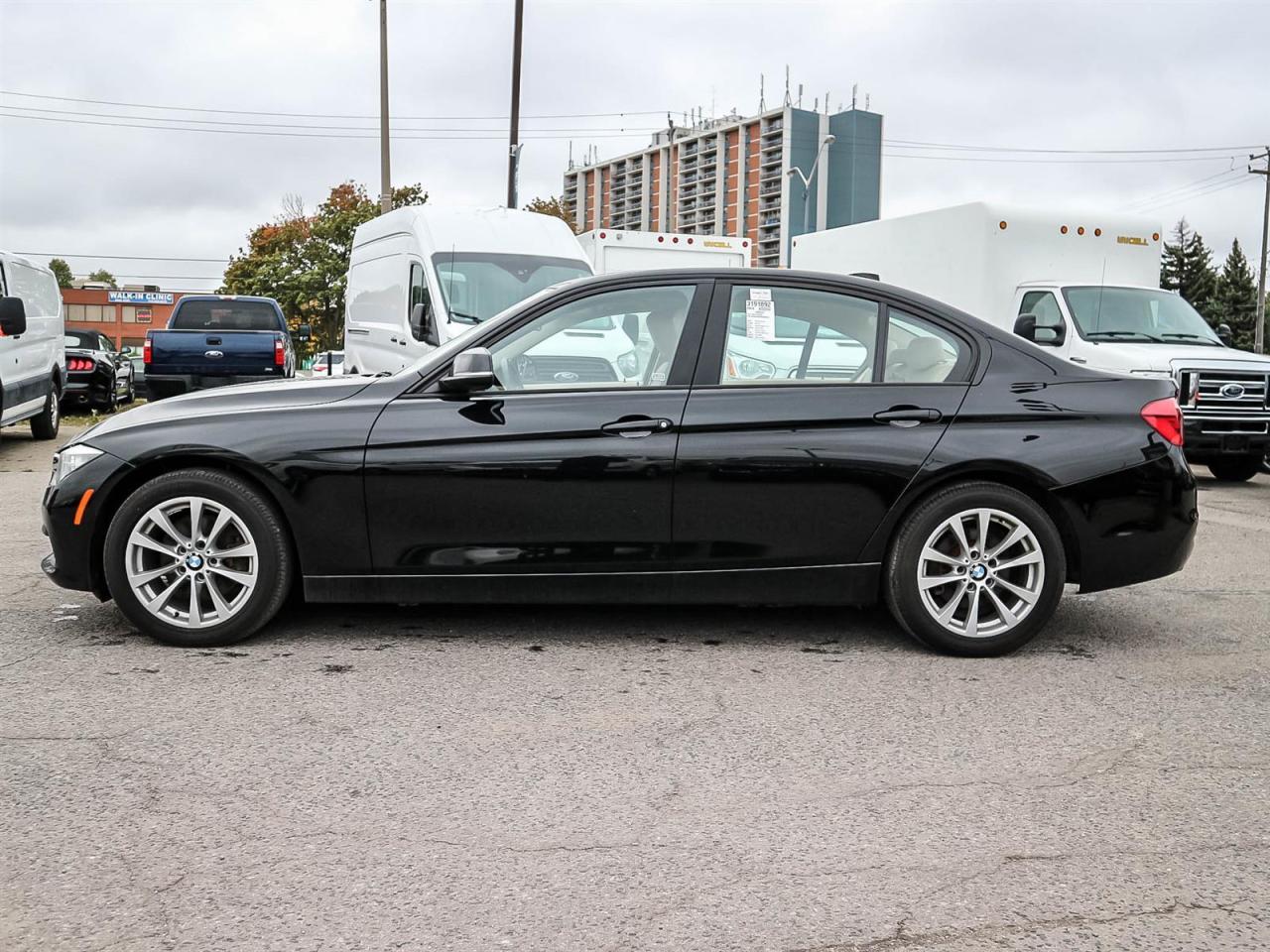 2016 BMW 320i AWD(xDRIVE) | LEATHER| 2.0L TURBO| AUTO ON/OFF Photo