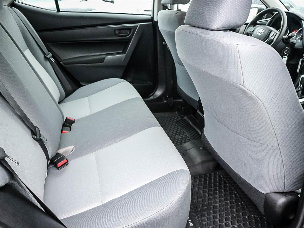 2019 Toyota Corolla SE CVT| LOW KM| CLEAN TITLE| SCREEN| BLUETOOTH Photo