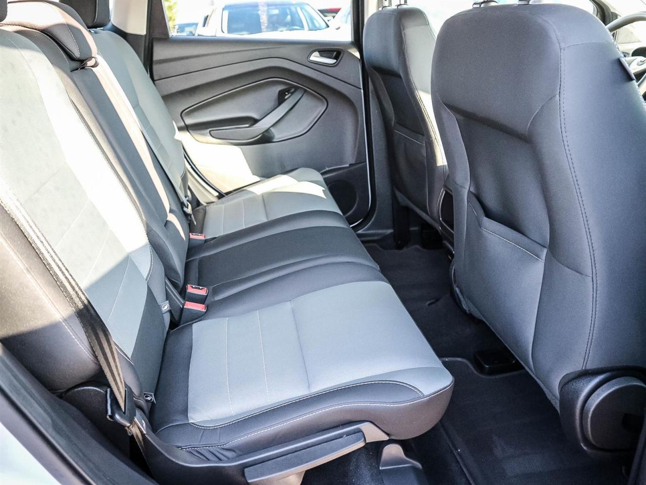 2016 Ford Escape SE|SYNC|BLUETOOTH| HEATED SEATS|REV CAM Photo