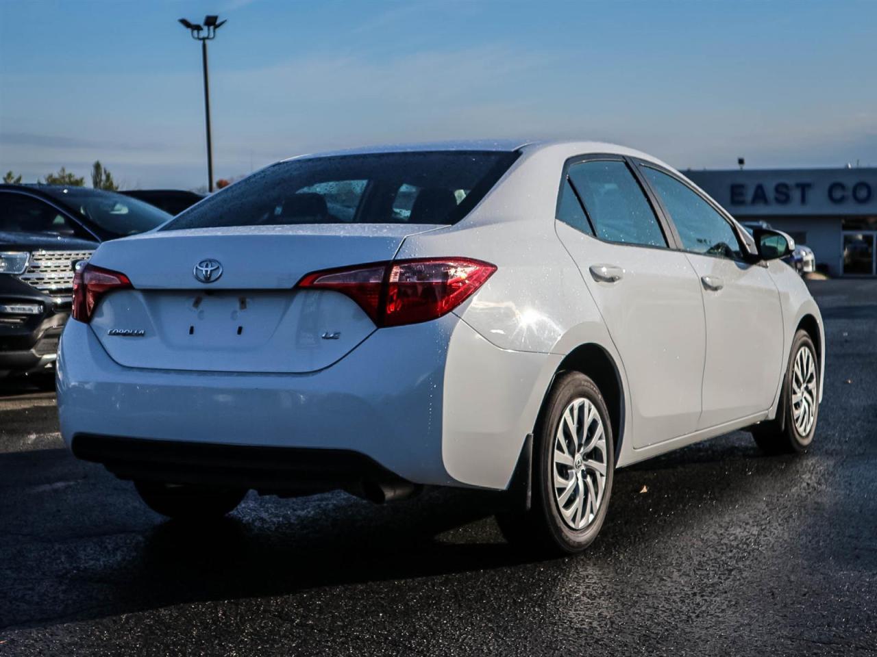 2018 Toyota Corolla LE| HEATED SEATS| CAM| SCREEN| BLUETOOTH Photo4