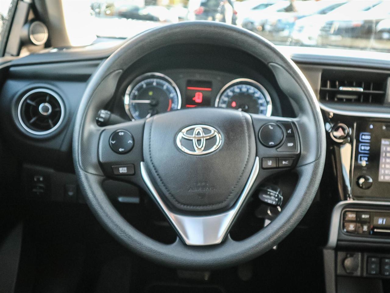 2018 Toyota Corolla LE| HEATED SEATS| CAM| SCREEN| BLUETOOTH Photo