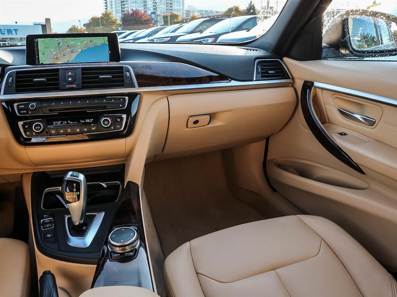 2016 BMW 328i AWD| NAV| ROOF| LEATHER| LOW KM Photo