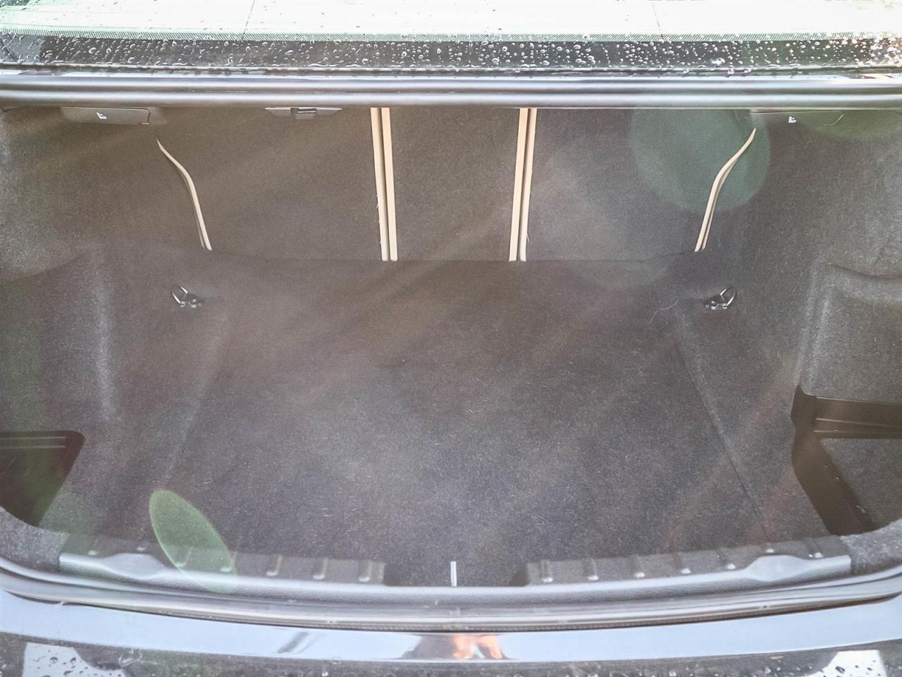 2016 BMW 328i AWD| NAV| ROOF| LEATHER| LOW KM Photo