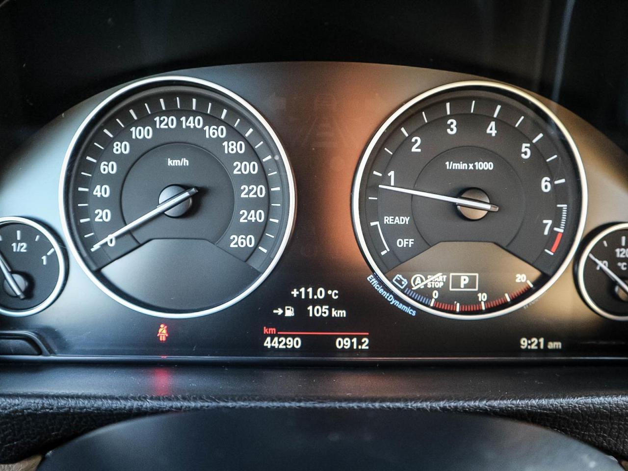 2016 BMW 328i AWD| NAV| ROOF| LEATHER| LOW KM Photo