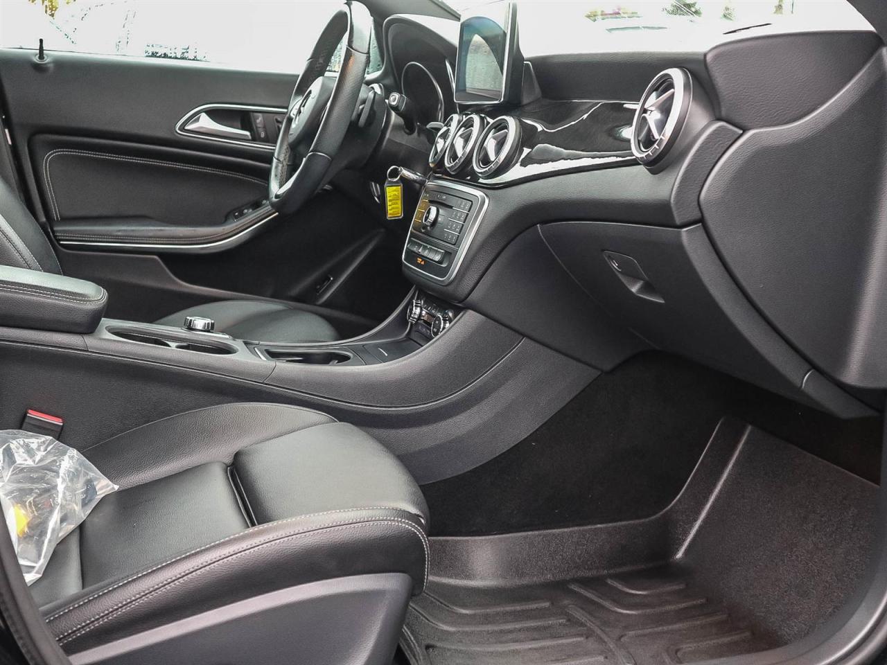 2016 Mercedes-Benz CLA250 CLA 250 AWD| 2.0L TURBO| LIMITED PCK| NAV| LEATHER Photo