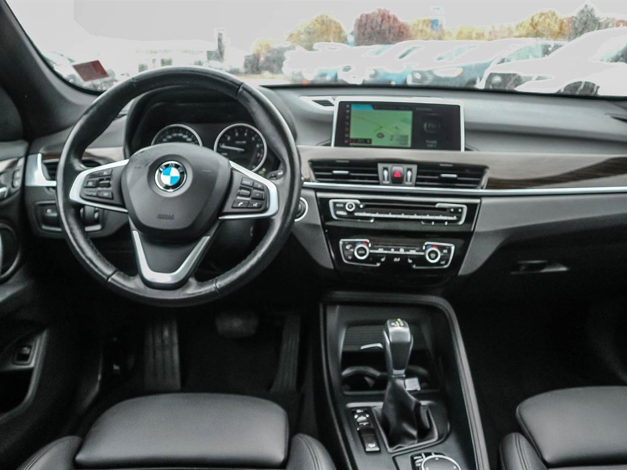2018 BMW X1 28i AWD| NAV| ROOF| LEATHER| BMW ASSIST| HUD DISPLAY Photo