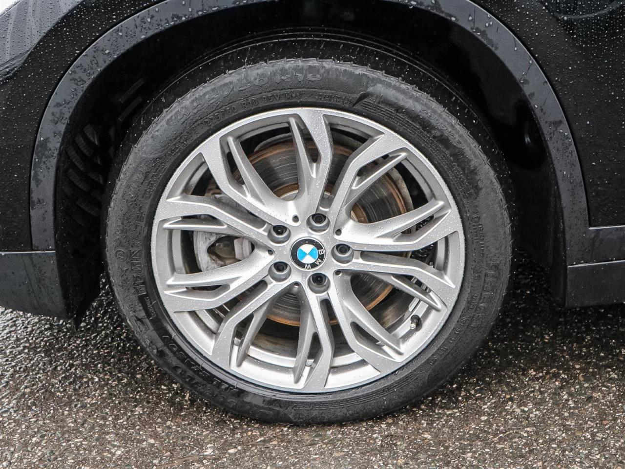 2018 BMW X1 28i AWD| NAV| ROOF| LEATHER| BMW ASSIST| HUD DISPLAY Photo