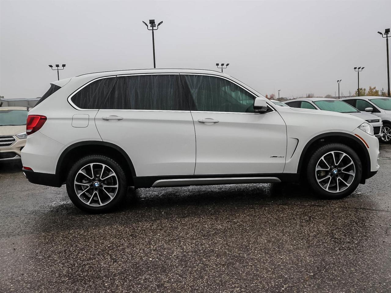2017 BMW X5 35i AWD| 3.0L| LEATHER| ROOF| NAV| HEAT STEERING Photo3