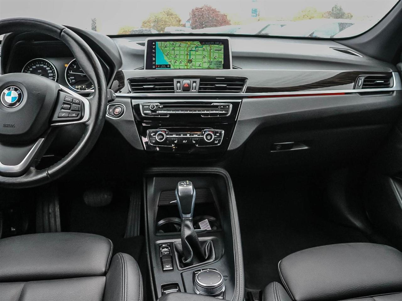 2018 BMW X1 28i AWD| NAV| ROOF| LEATHER| BMW ASSIST| HUD DISPLAY Photo