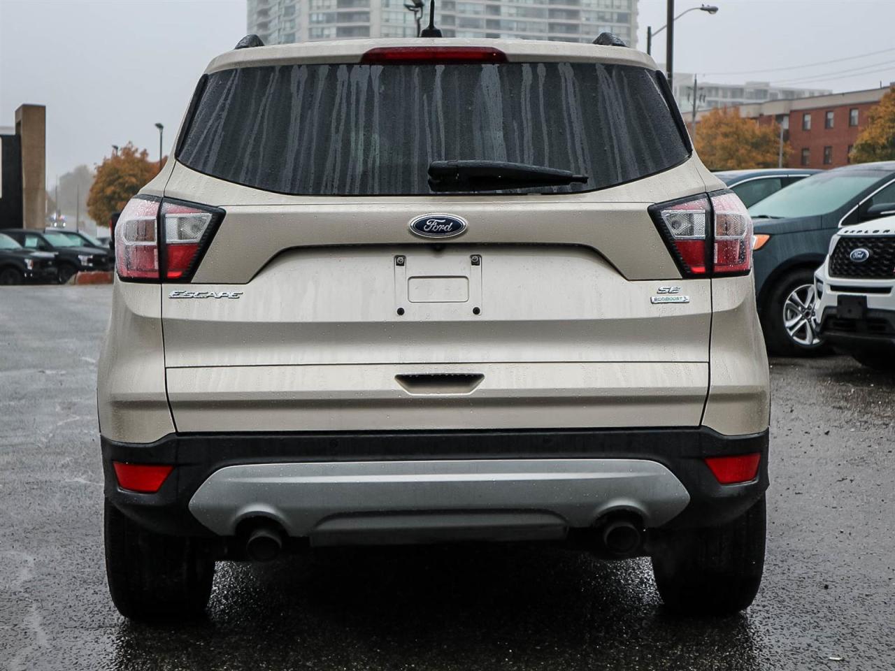 2017 Ford Escape SE CONVENIENCE PCK| NAV| APPLE/ANDROID| DUAL ZONE AC Photo