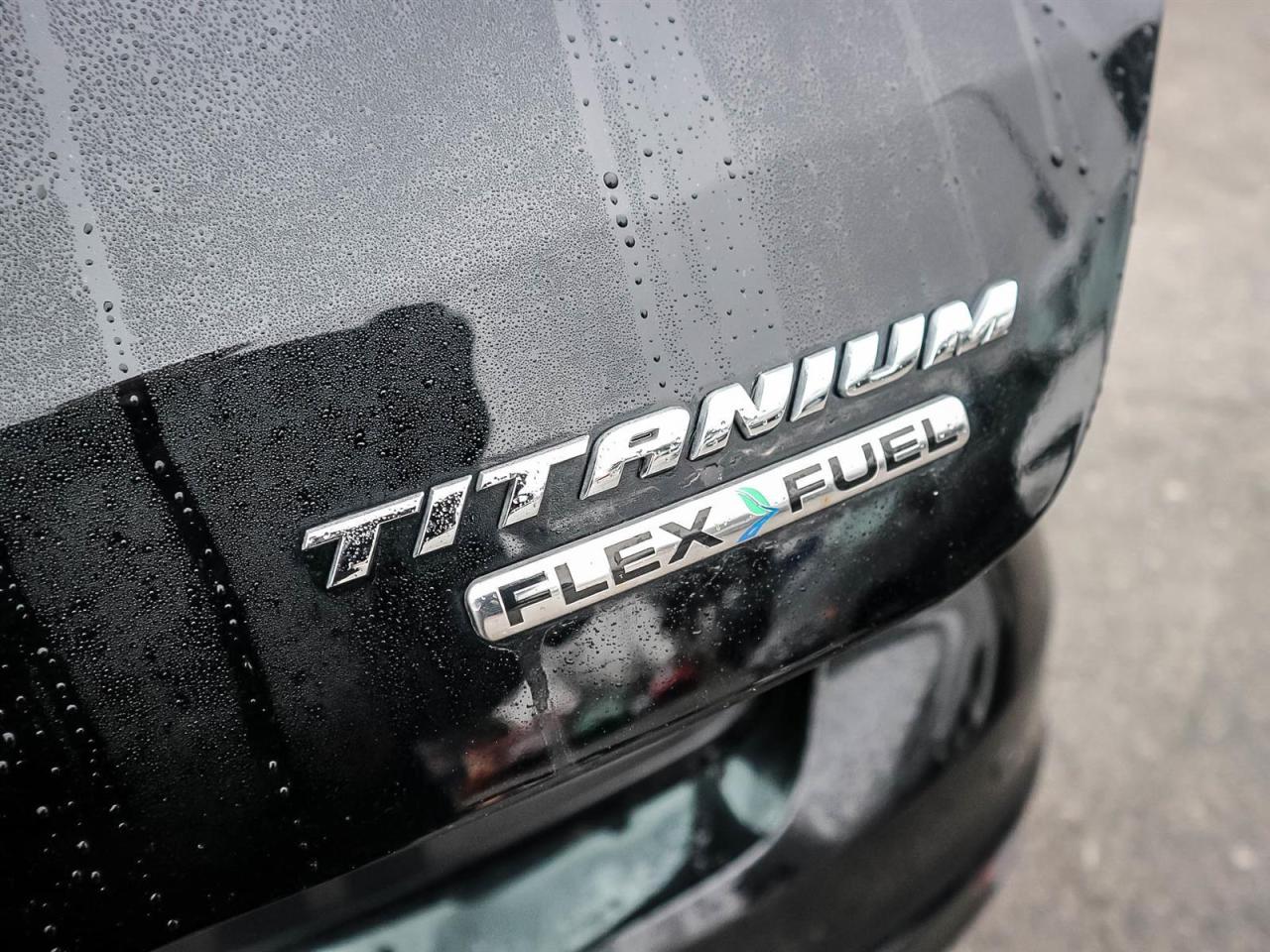 2016 Ford Focus TITANIUM| NAV| ROOF| LEATHER| WINTER PCK| 2.0L Photo