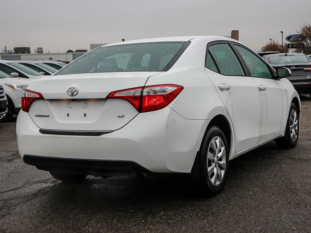 2016 Toyota Corolla LE| HEATED SEATS| BLUETOOTH| TOUCH SCREEN Photo4