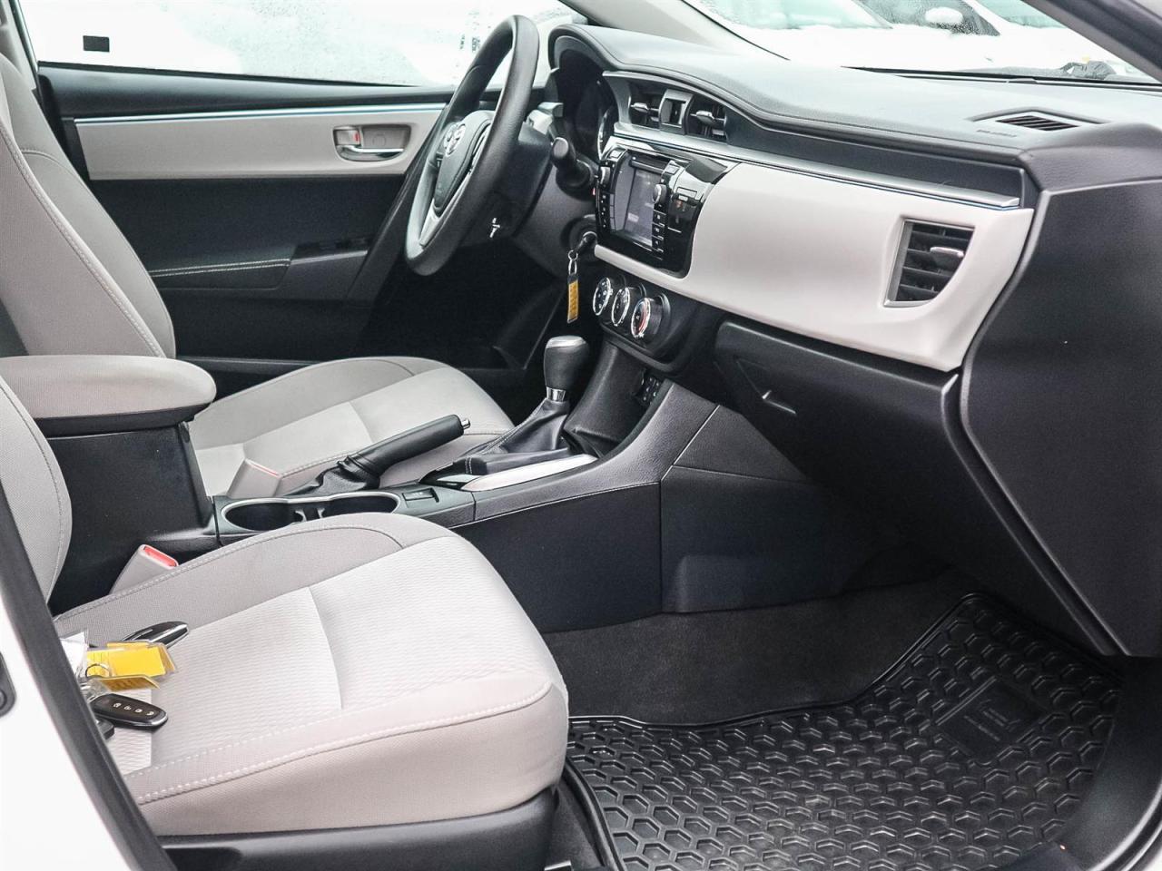 2016 Toyota Corolla LE| HEATED SEATS| BLUETOOTH| TOUCH SCREEN Photo