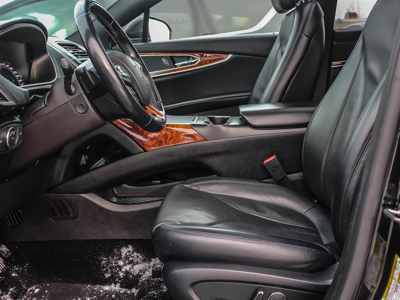 2018 Lincoln MKX RESERVE AWD| HID LIGHTS|ROOF|NAV| APPLE/ANDROID AUTO Photo