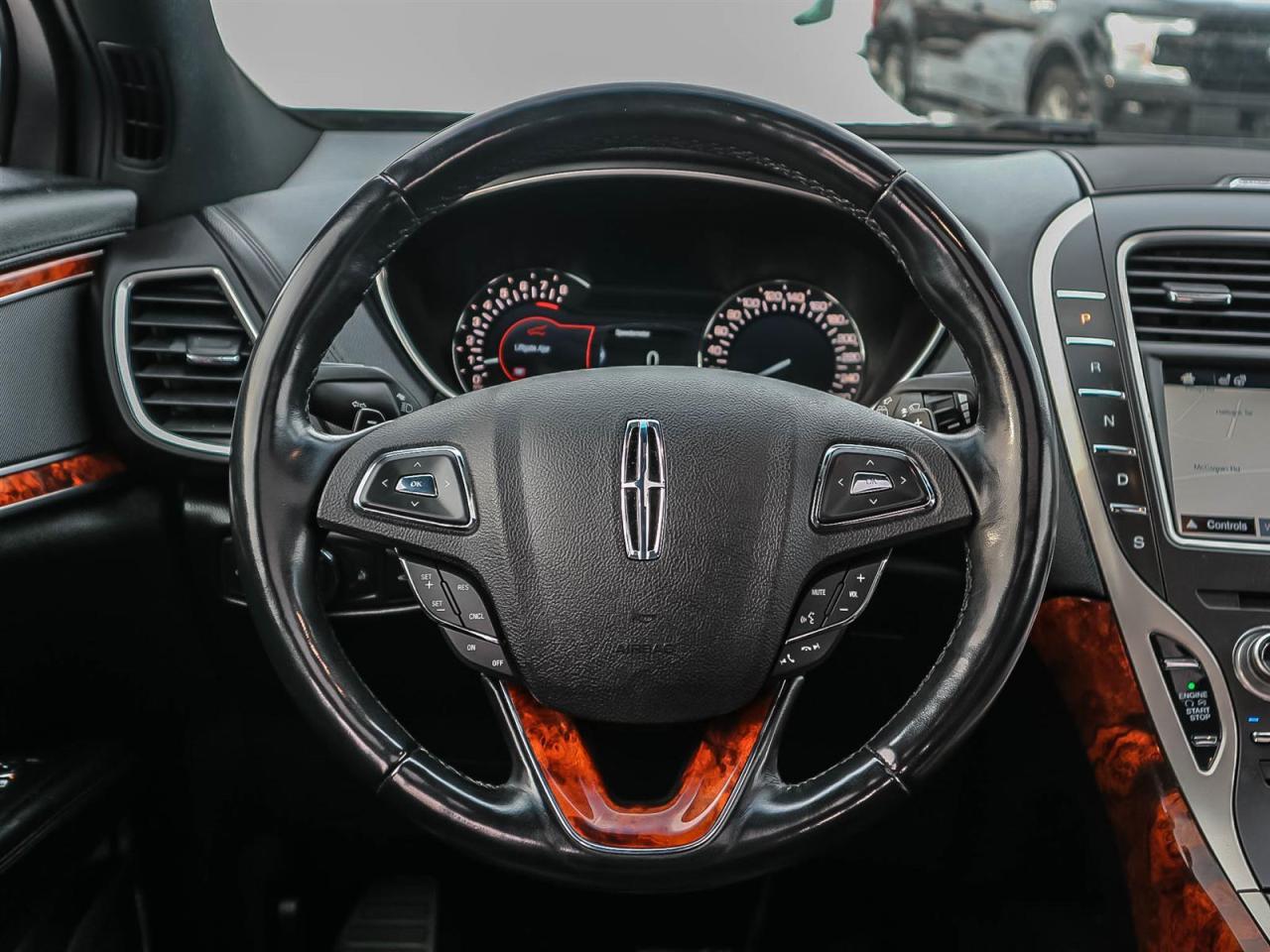 2018 Lincoln MKX RESERVE AWD| HID LIGHTS|ROOF|NAV| APPLE/ANDROID AUTO Photo