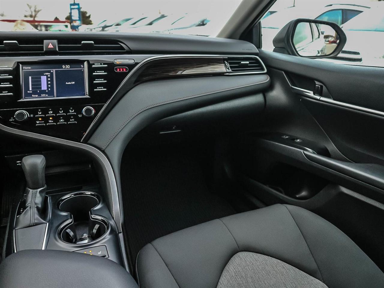 2019 Toyota Camry LE| HEATED SEATS| TOUCH SCREEN| APPLE CARPLAY Photo