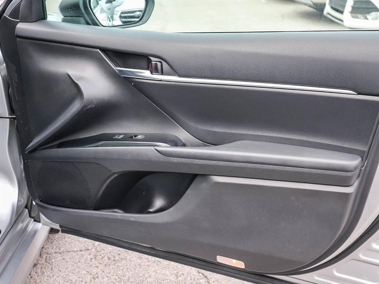 2019 Toyota Camry LE| HEATED SEATS| TOUCH SCREEN| APPLE CARPLAY Photo