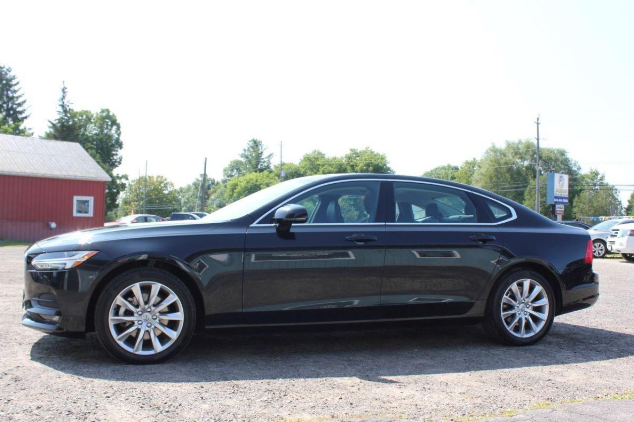 2018 Volvo S90 Momentum T5 Photo4