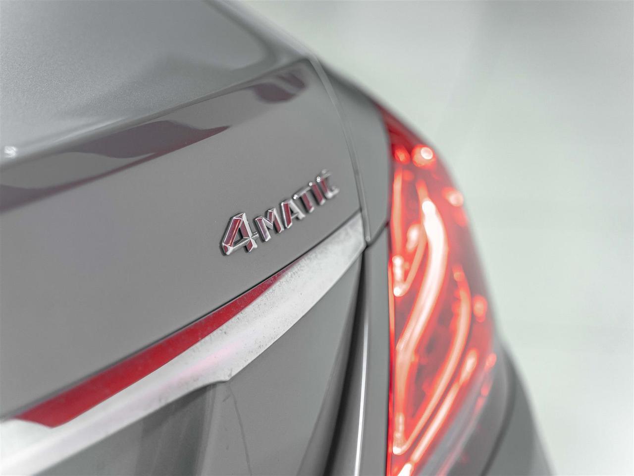 2016 Mercedes-Benz C 300 C 300|AMG Night Package|Burmester Sound|360 Camera|Accident Free Photo