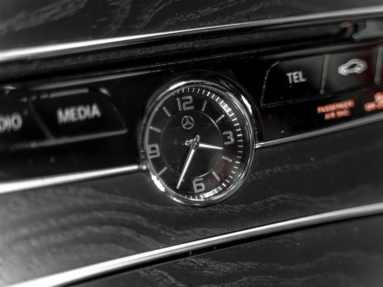 2016 Mercedes-Benz C 300 C 300|AMG Night Package|Burmester Sound|360 Camera|Accident Free Photo